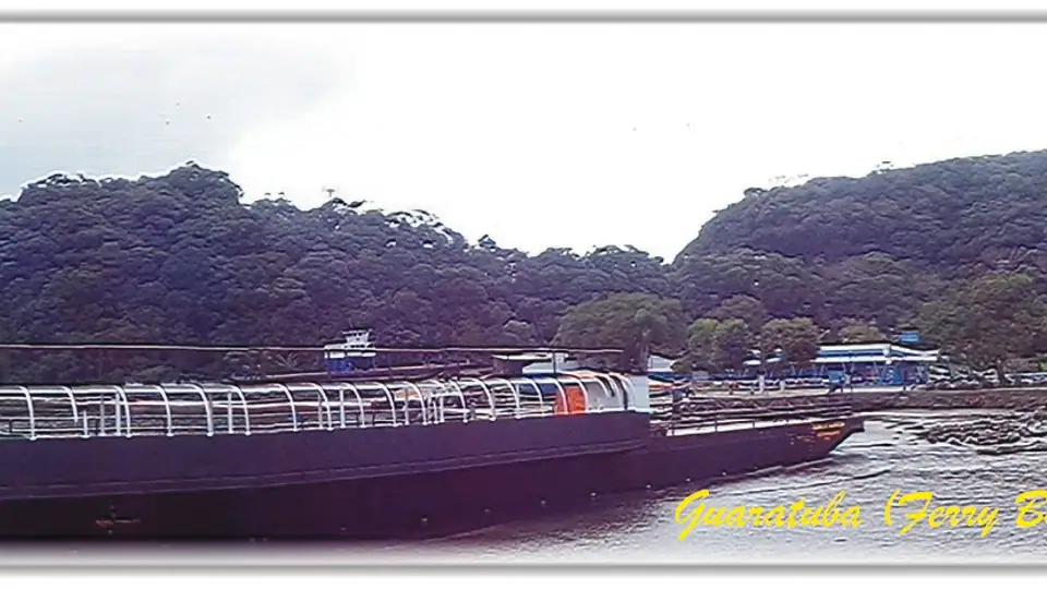 Antiga travessia de ferry boat na Baía de Guaratuba