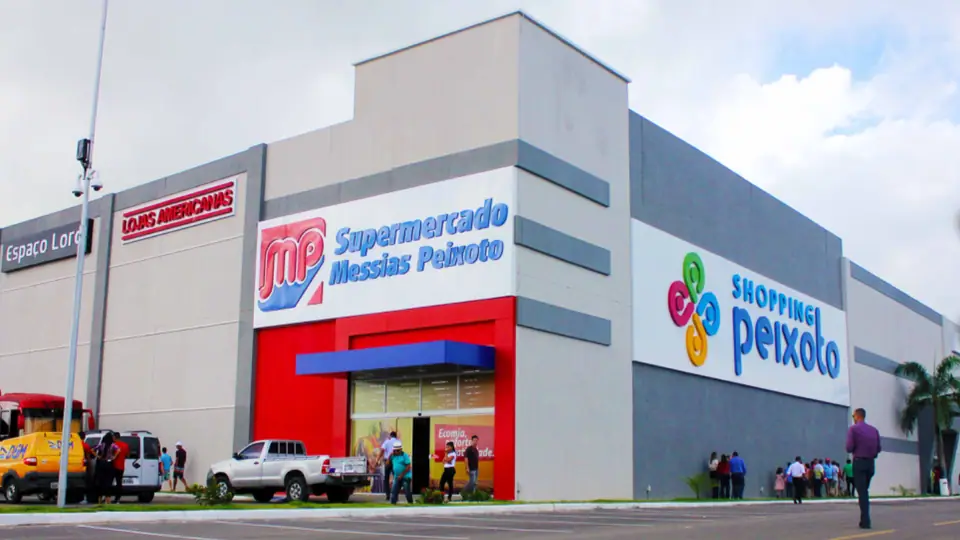Fachada do Shopping Peixoto, em Itabaiana, Sergipe